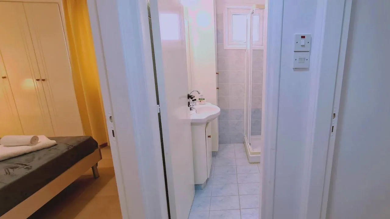 Stay Camelia Apartment Larnaca 0*,